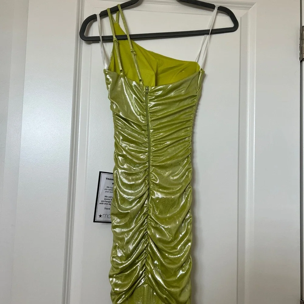 B. Darlin One Shoulder Ruched Metallic Gown Lime Green Formal‎ Evening Dress